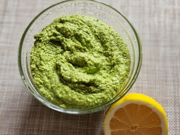 Spinach hummus