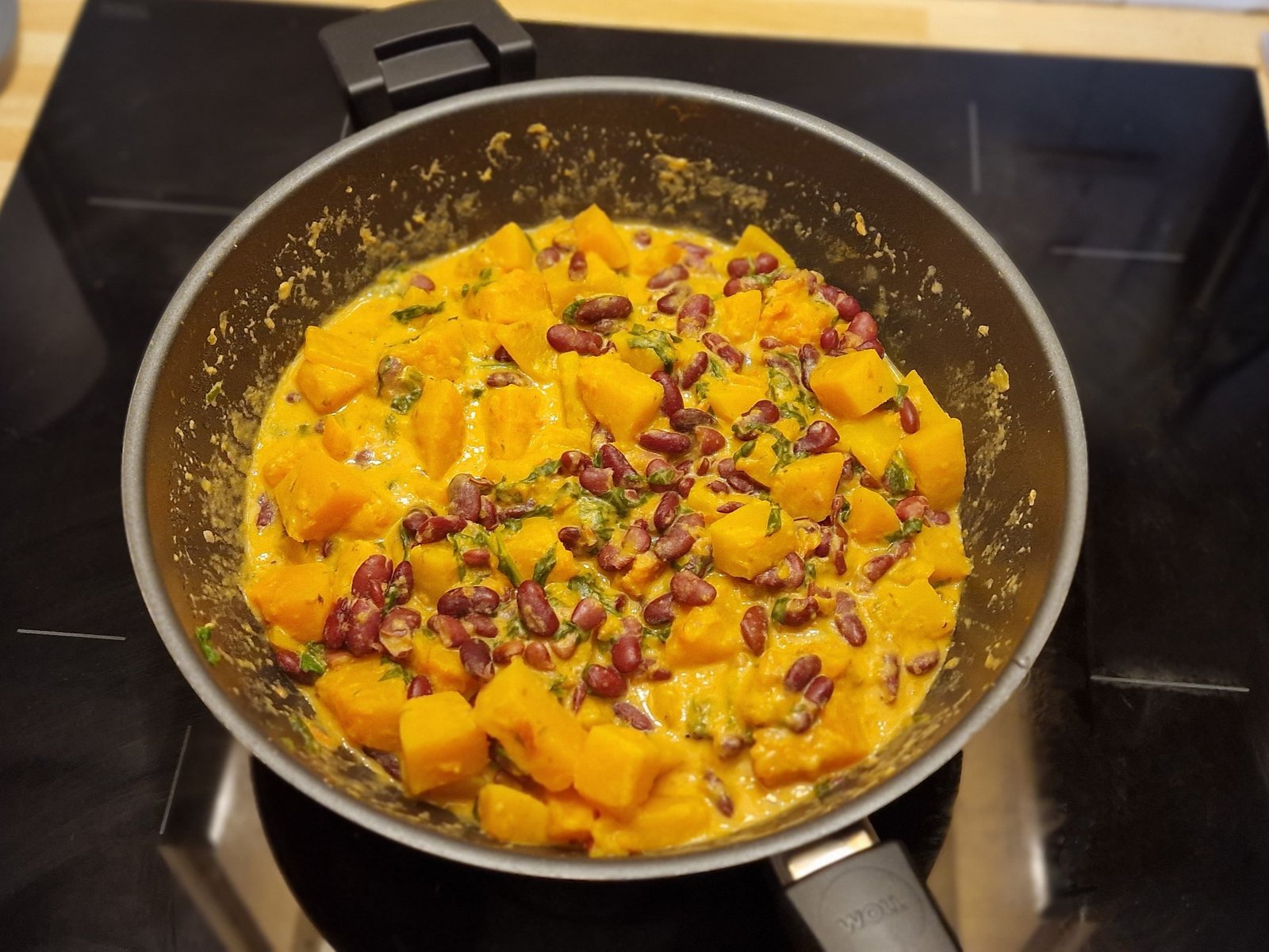 Coconut bean and sweet potato curry